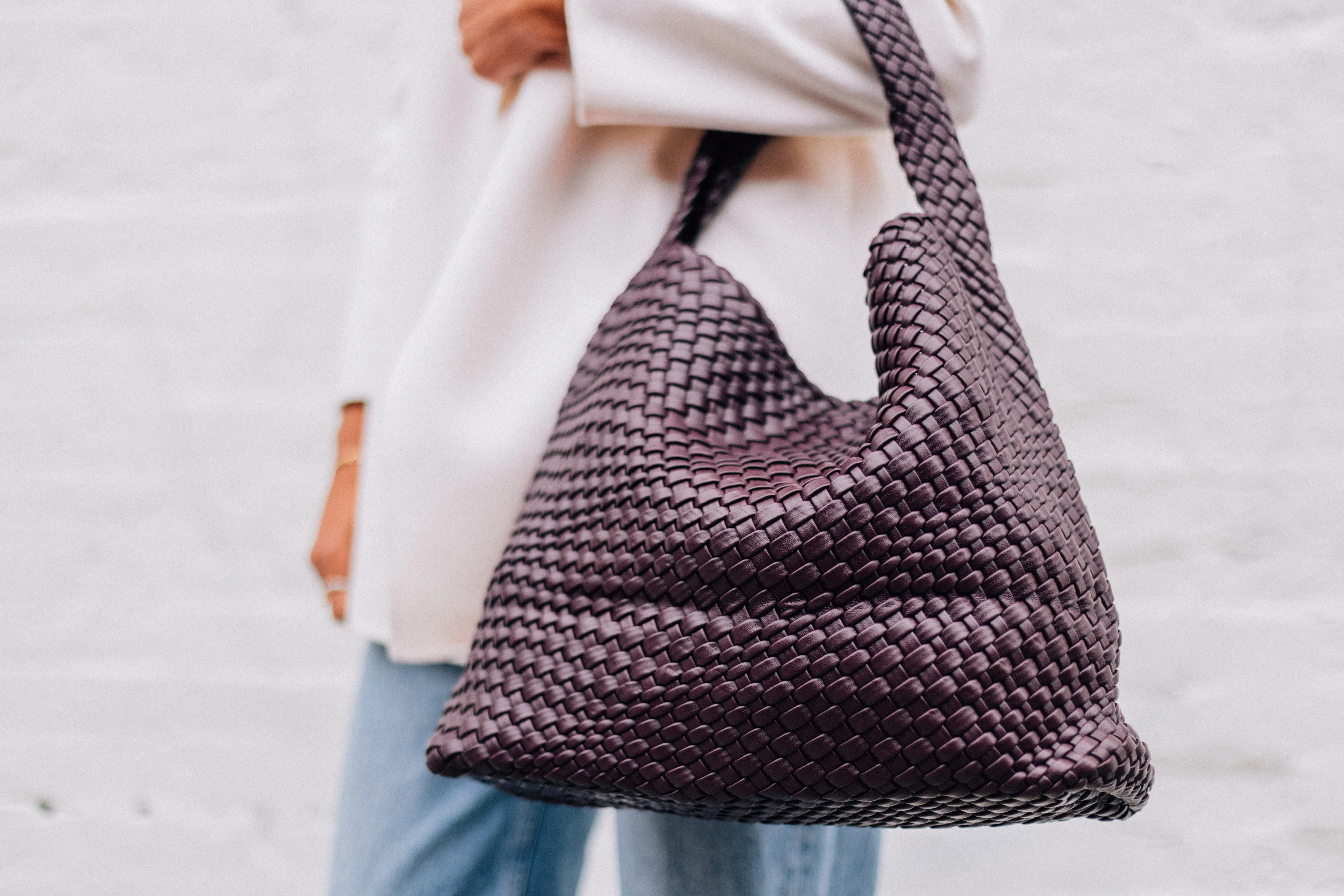 LARGE WOVEN HOBO-WINE