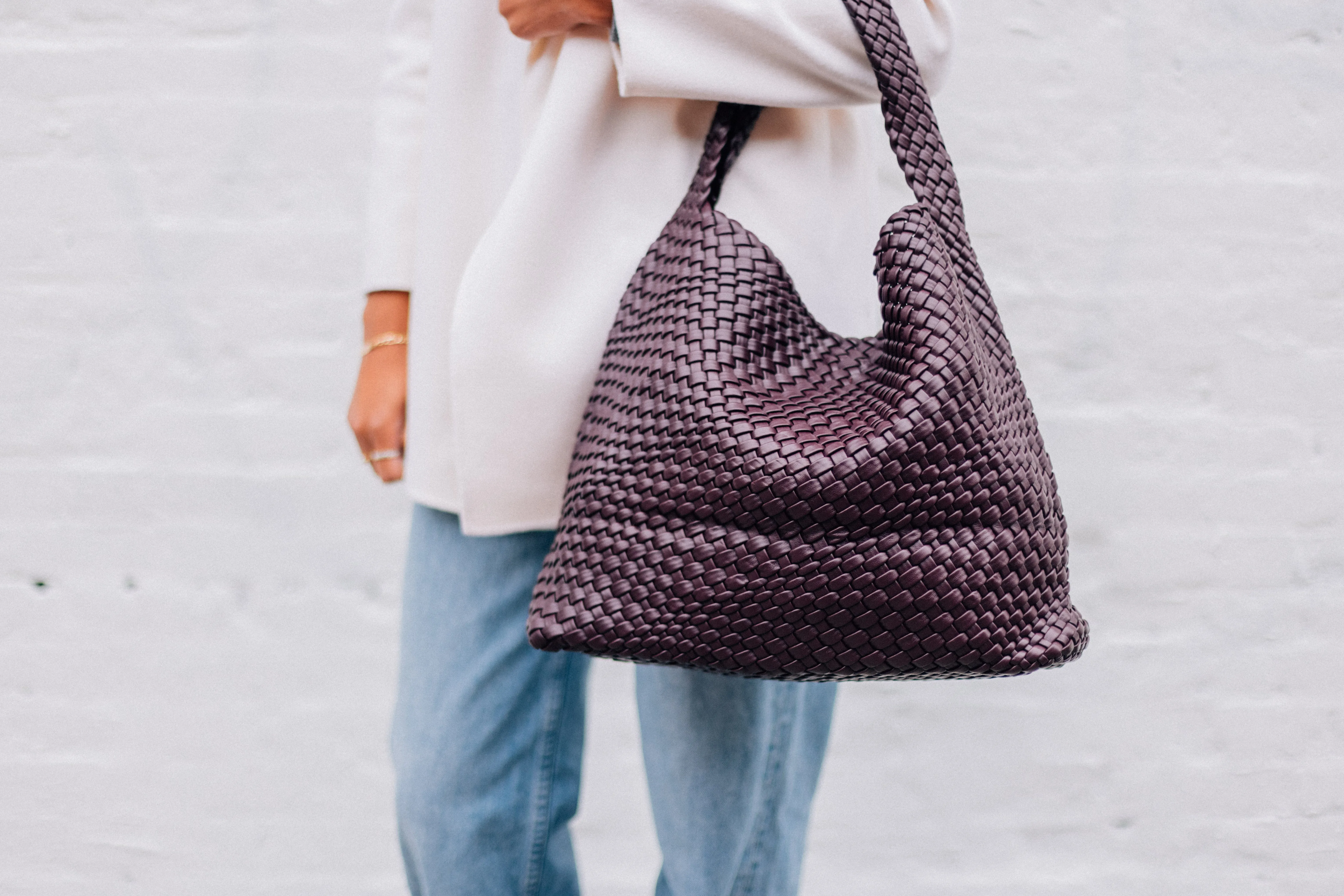 LARGE WOVEN HOBO-WINE