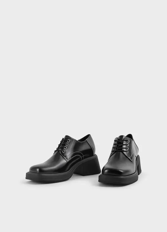 VAGABOND DORAH OXFORD STITCH