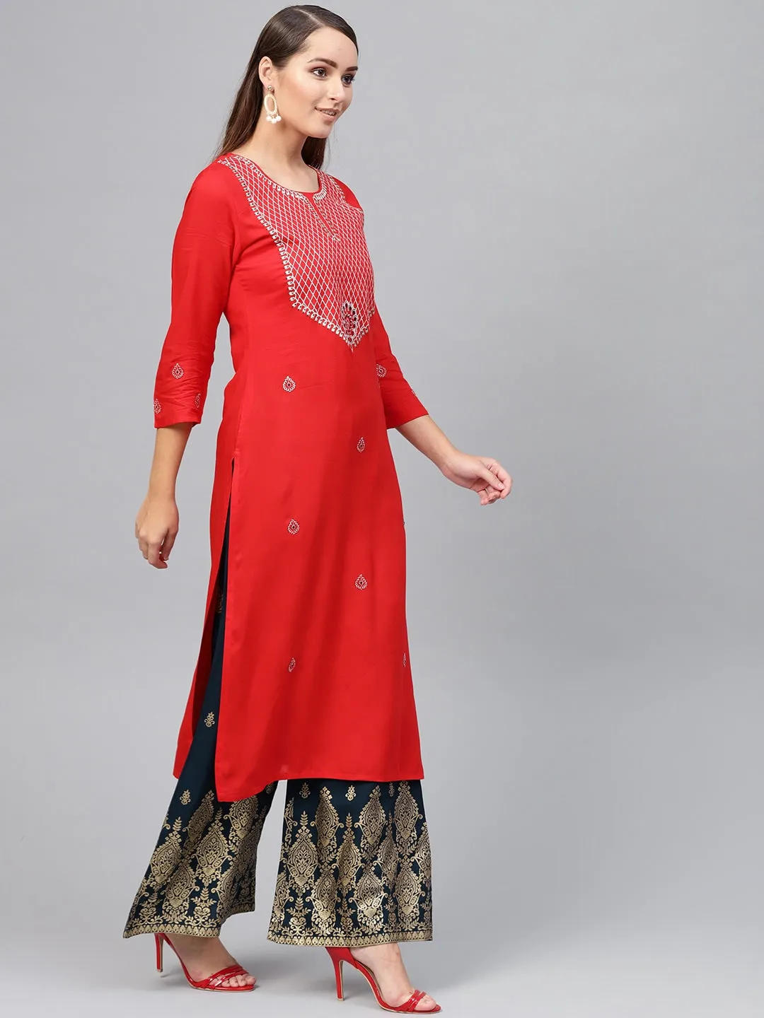 Women Red & Navy Blue Embroidered Kurta Set